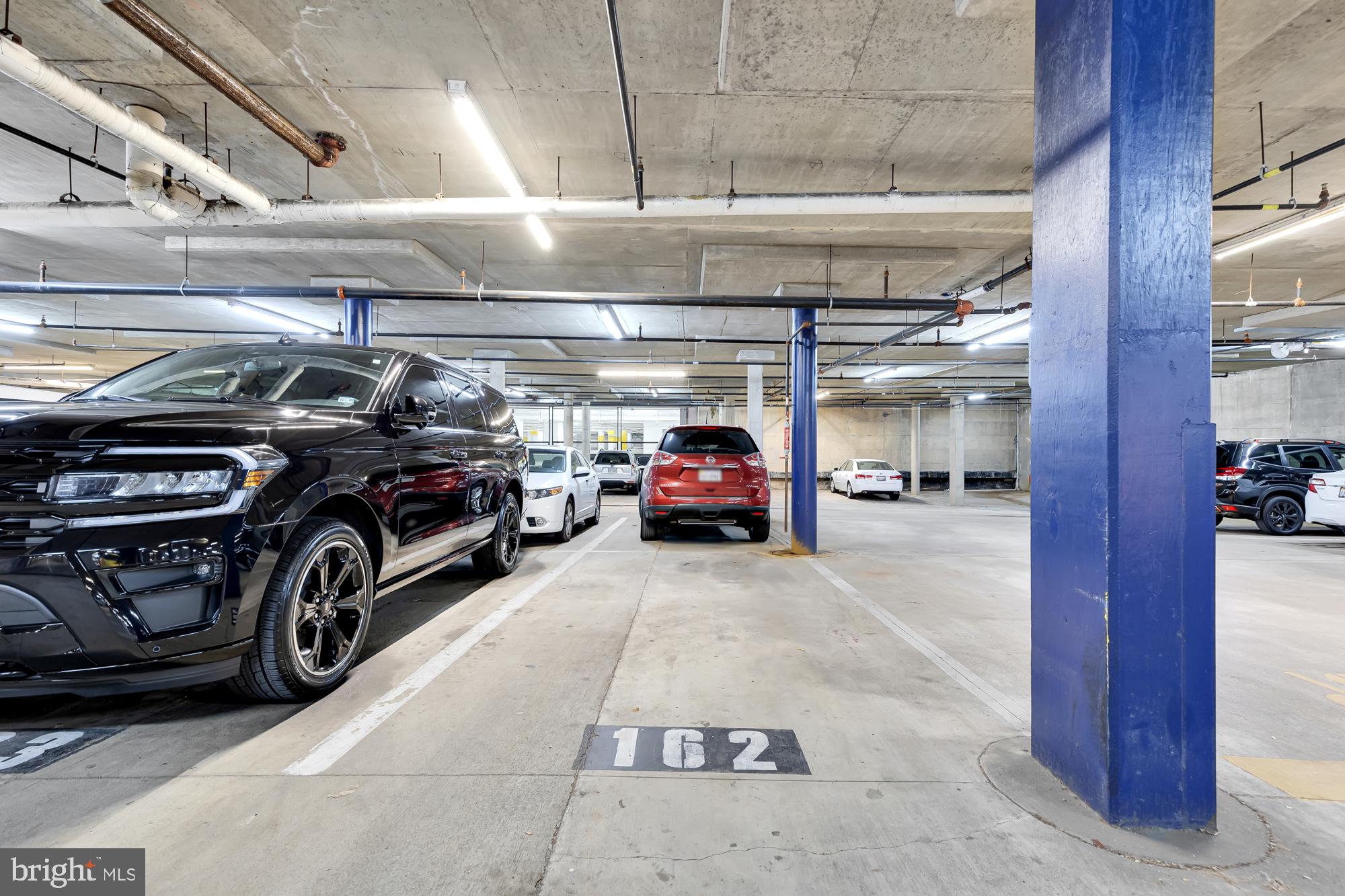 5565 Seminary ROAD Unit: 203