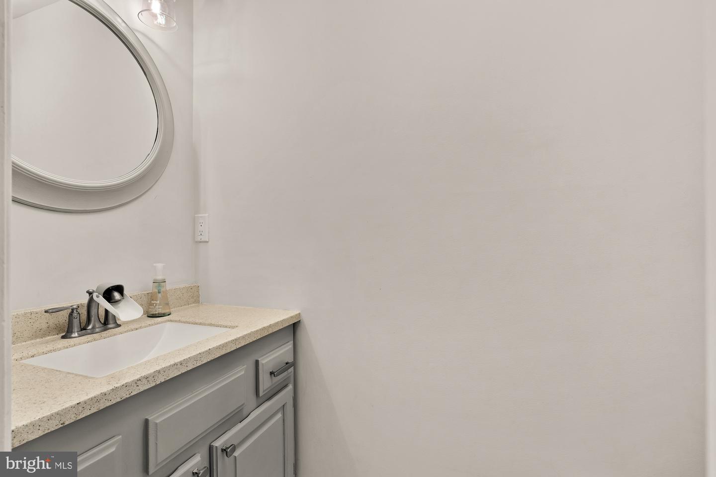 12602 Victoria Station Ct