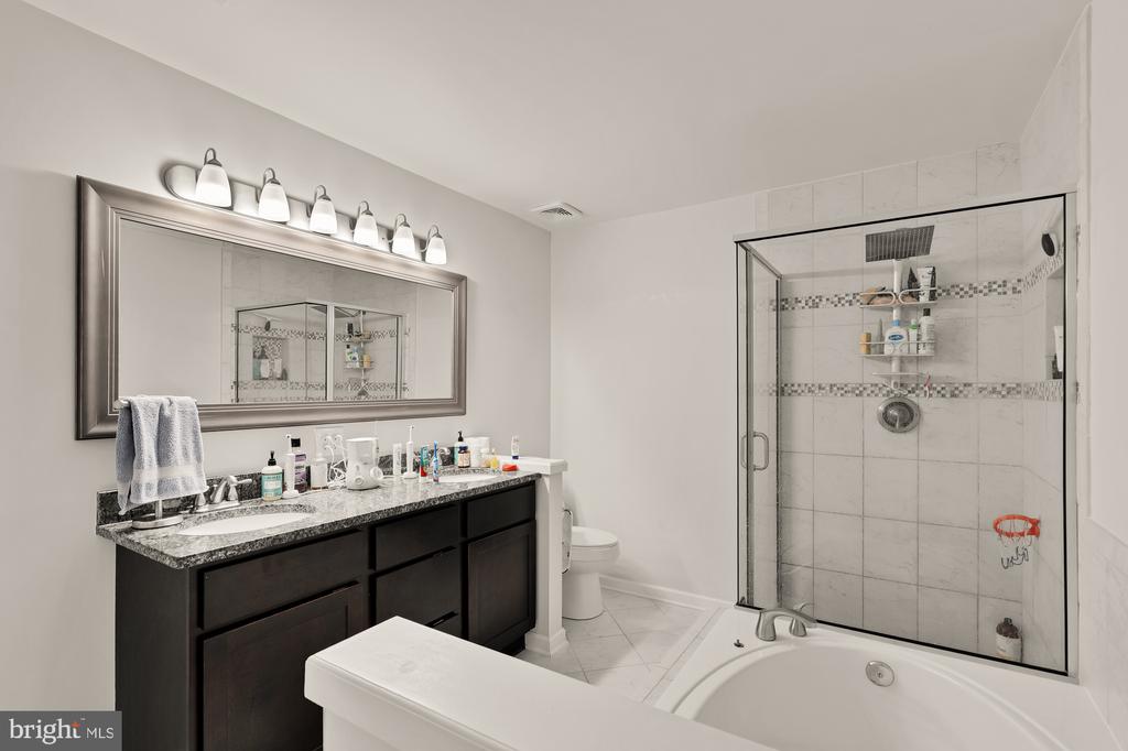 12602 Victoria Station Ct