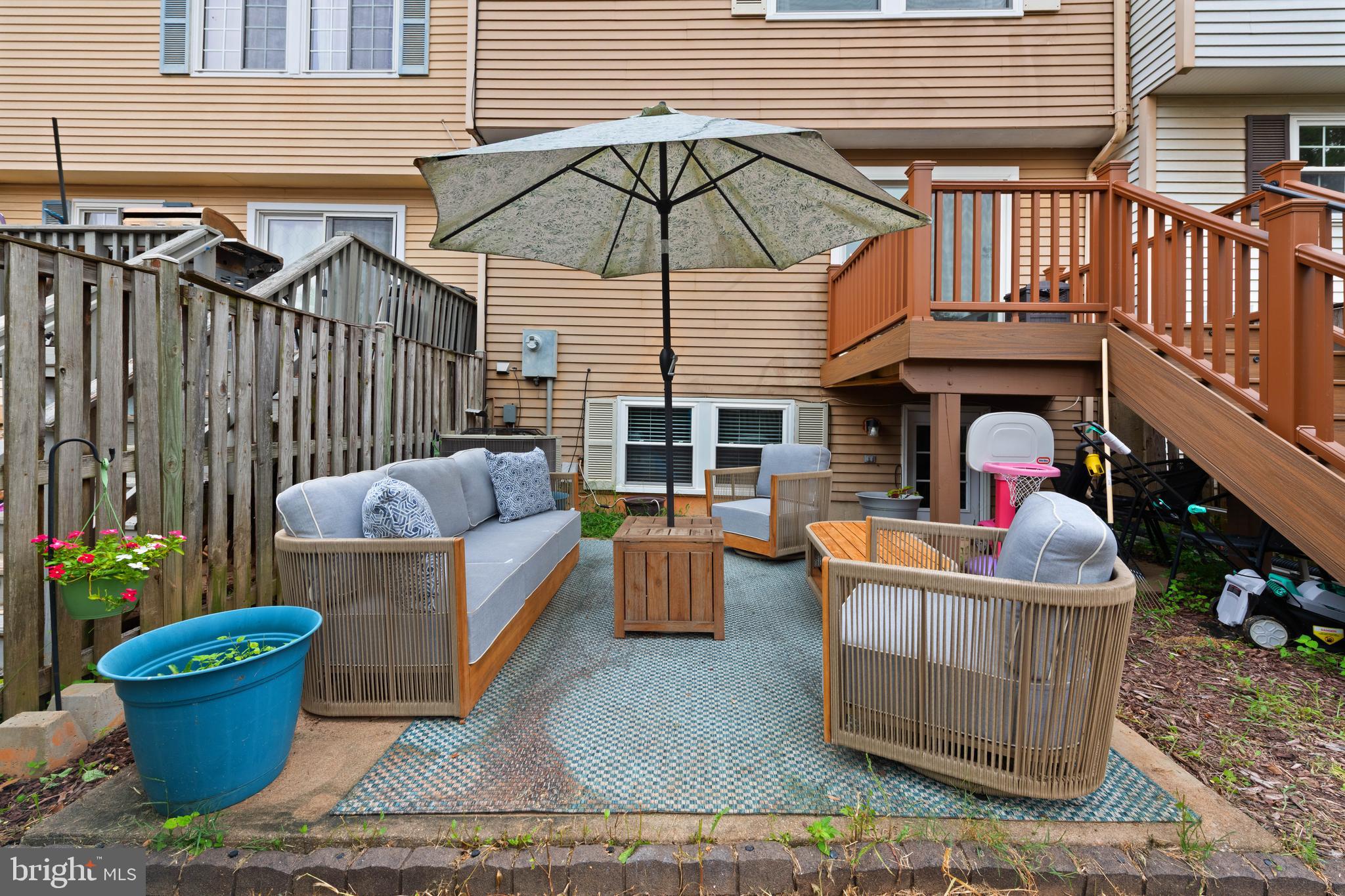 7310 GLENDOWER COURT