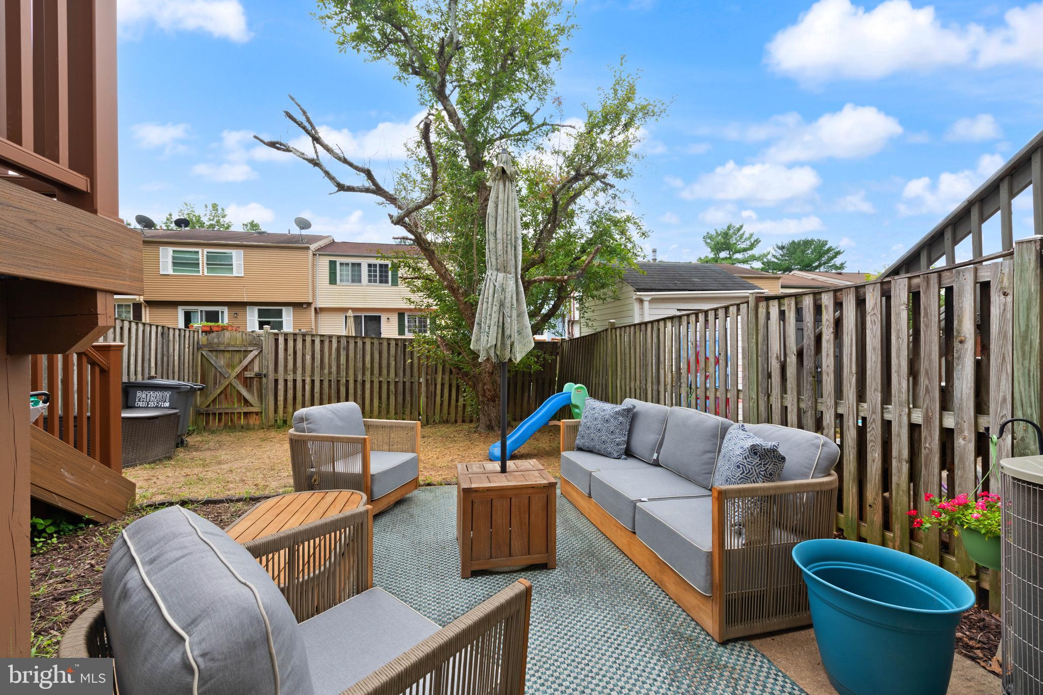 7310 GLENDOWER COURT