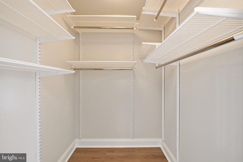 11760 SUNRISE VALLEY DRIVE Unit: 509