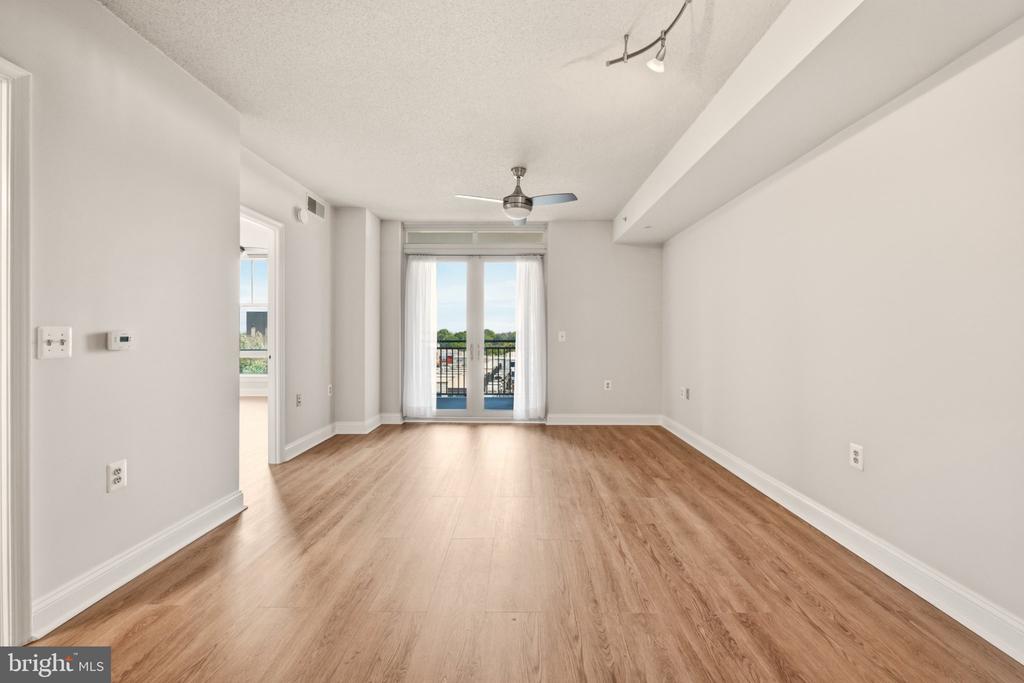 11760 SUNRISE VALLEY DRIVE Unit: 509