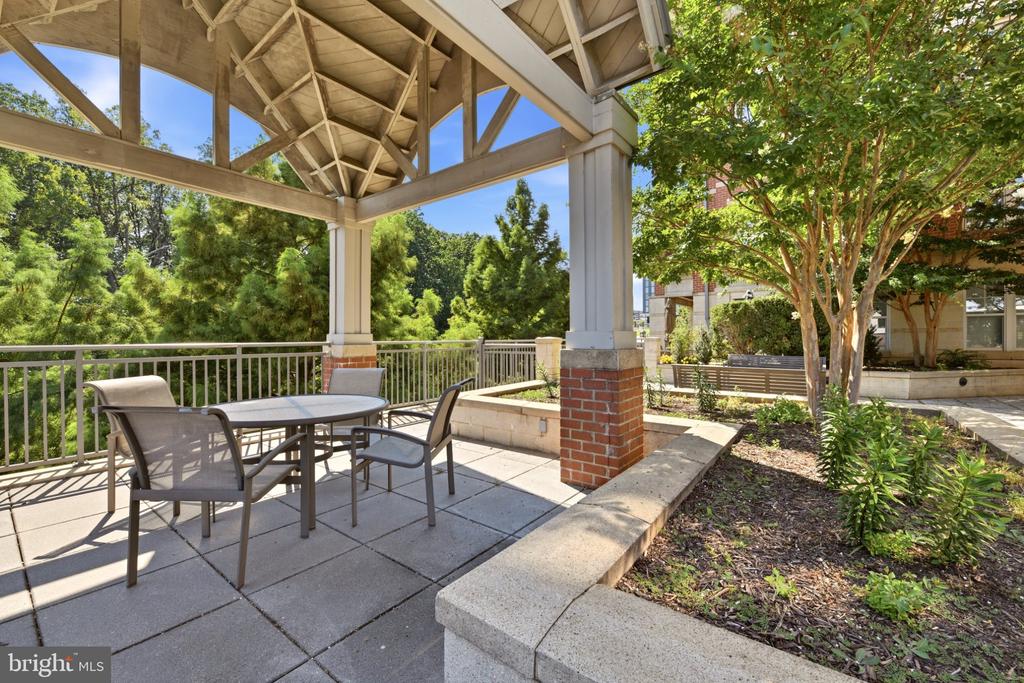 11760 SUNRISE VALLEY DRIVE Unit: 509