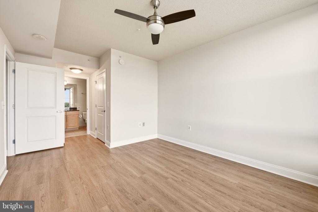 11760 SUNRISE VALLEY DRIVE Unit: 509
