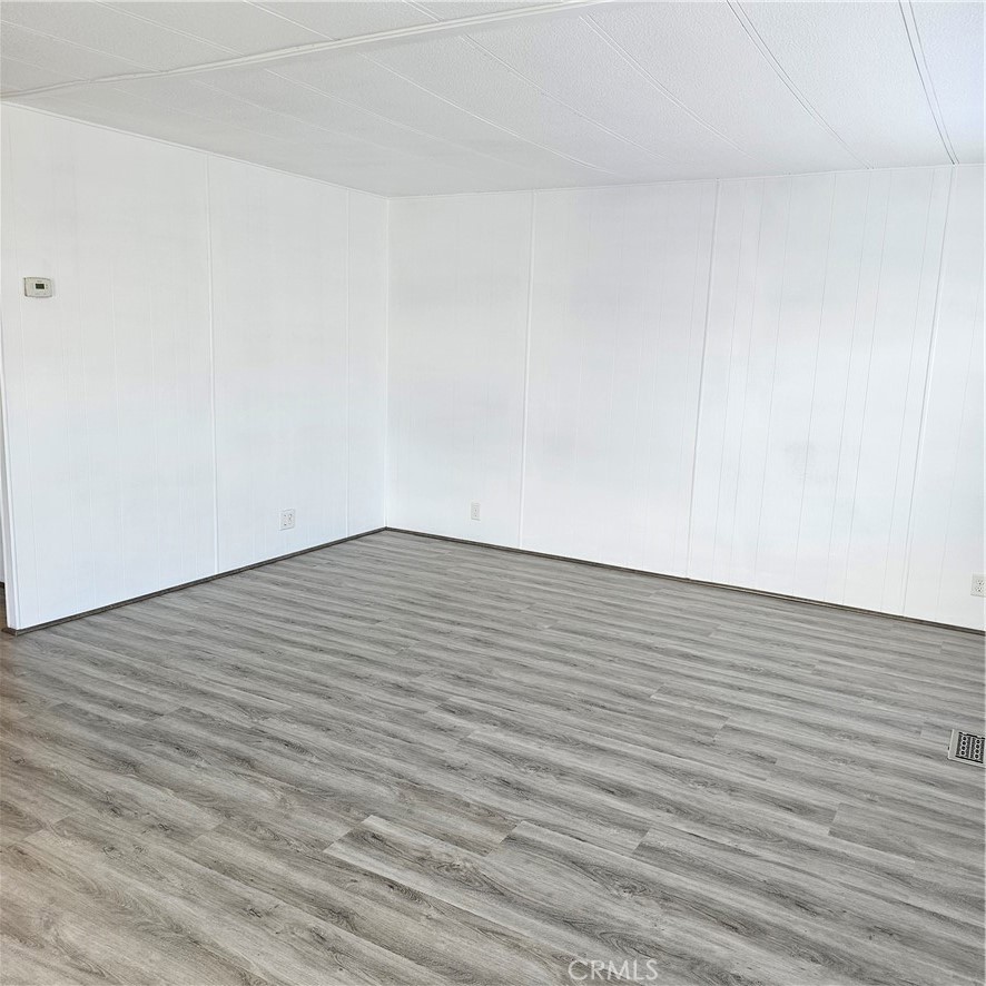 881 N Lake Street 343