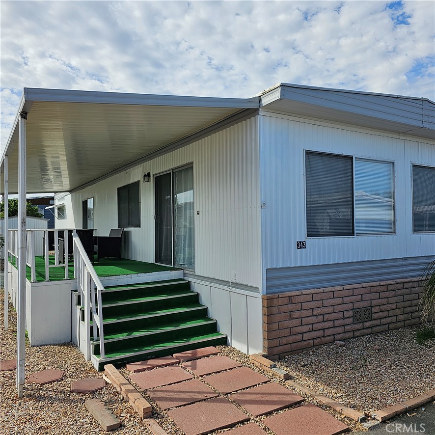 881 N Lake Street 343