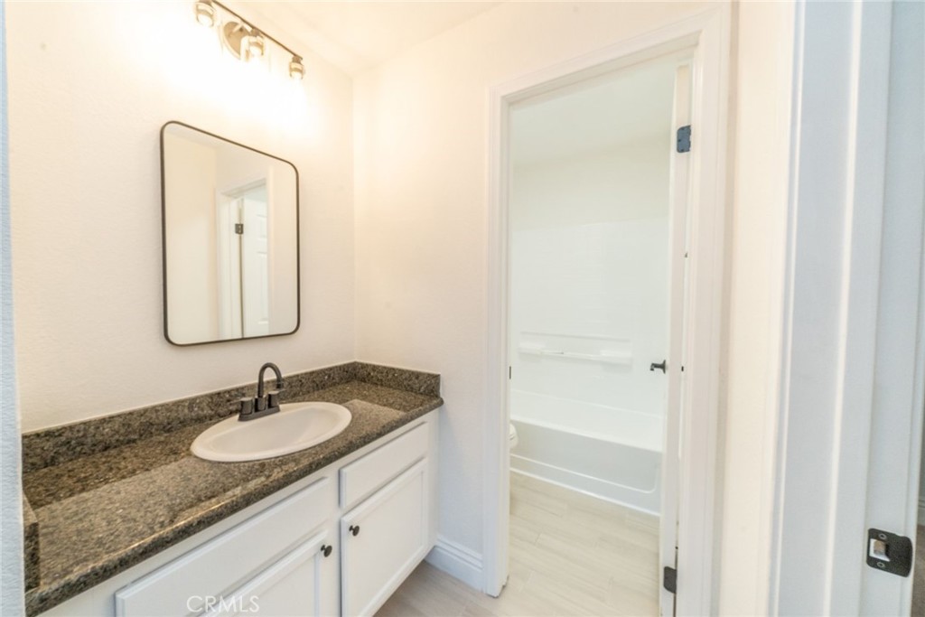 2450 San Gabriel Way 106