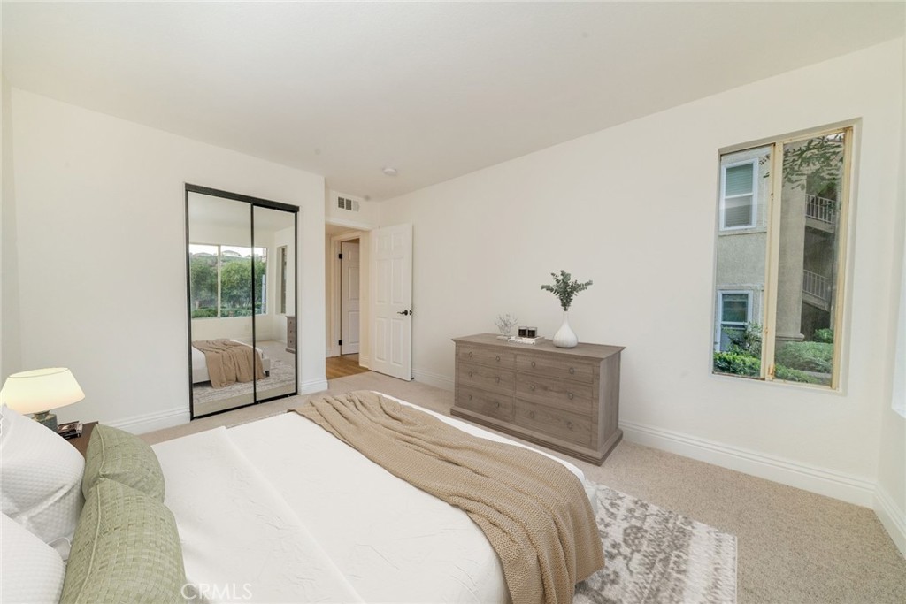 2450 San Gabriel Way 106