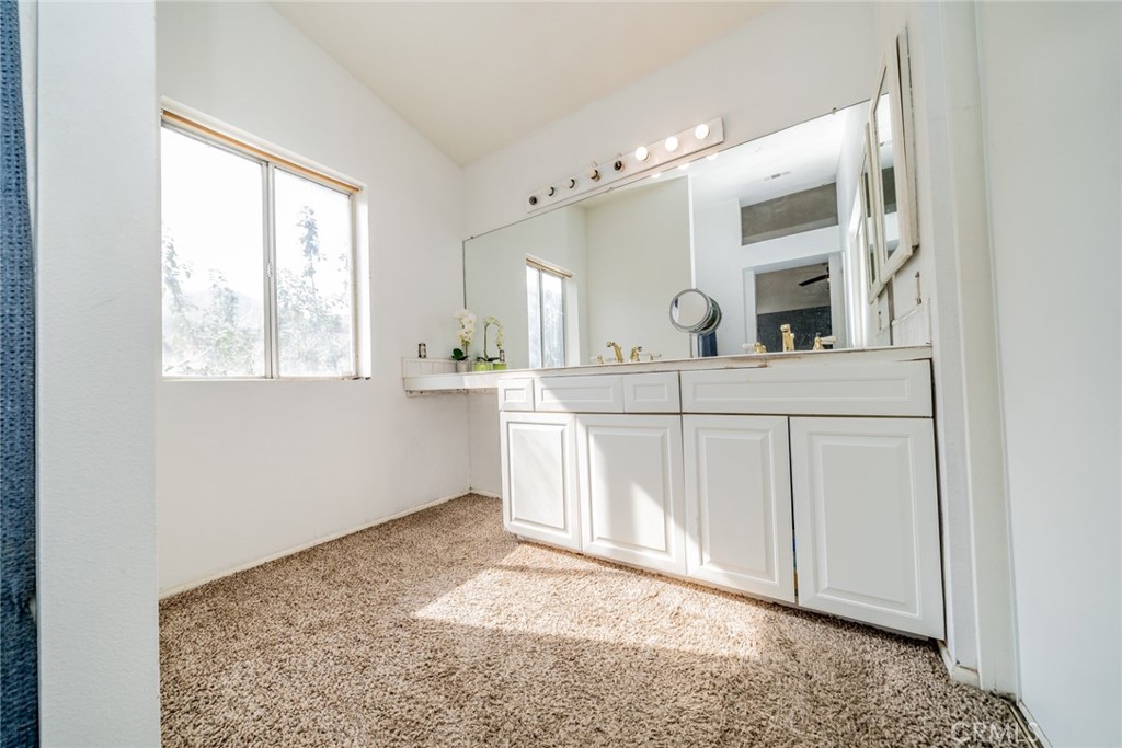 16459 Applegate Drive