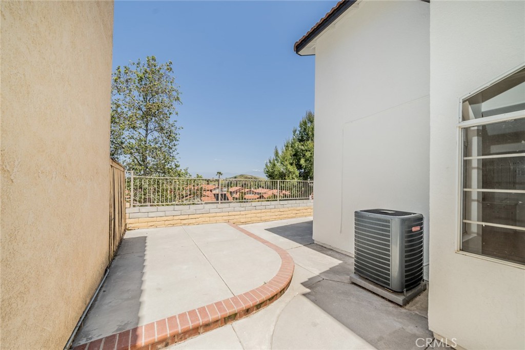 6192 Smokey Hill Lane