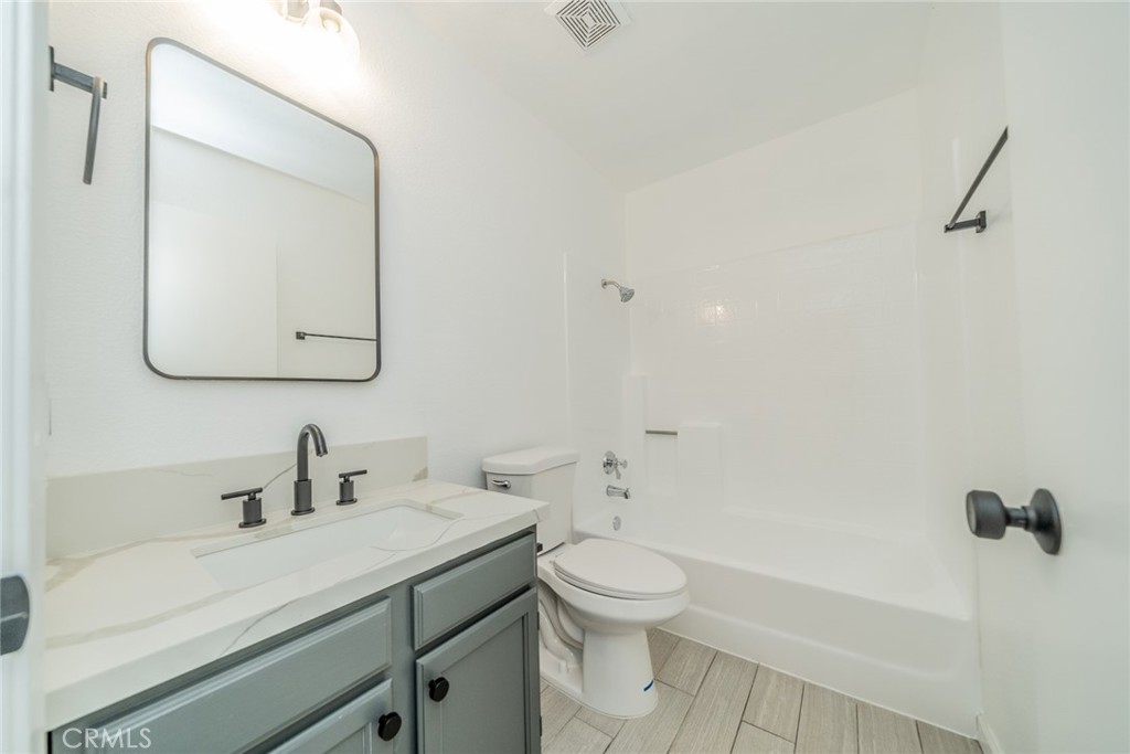 6192 Smokey Hill Lane