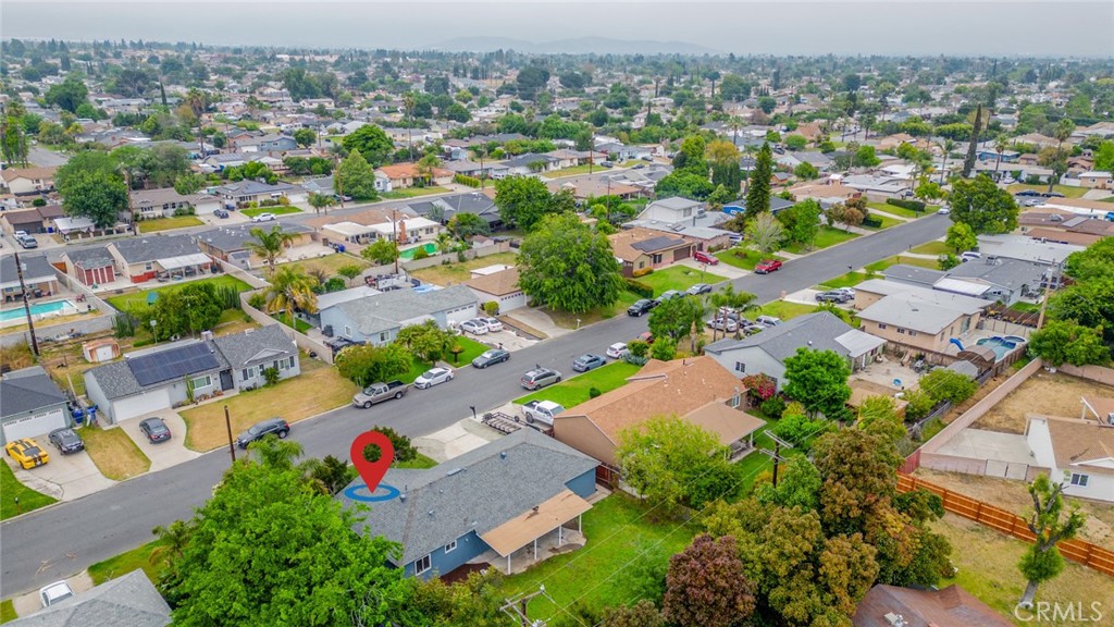 445 W Rosewood Street