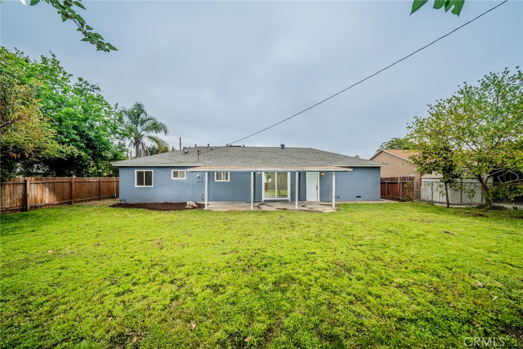 445 W Rosewood Street