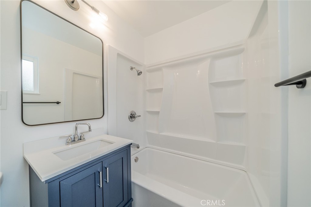 445 W Rosewood Street