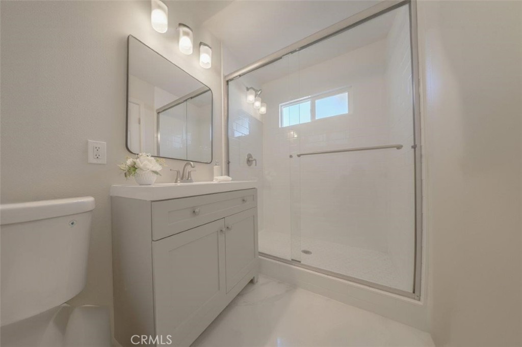 9558 Ponderosa Avenue