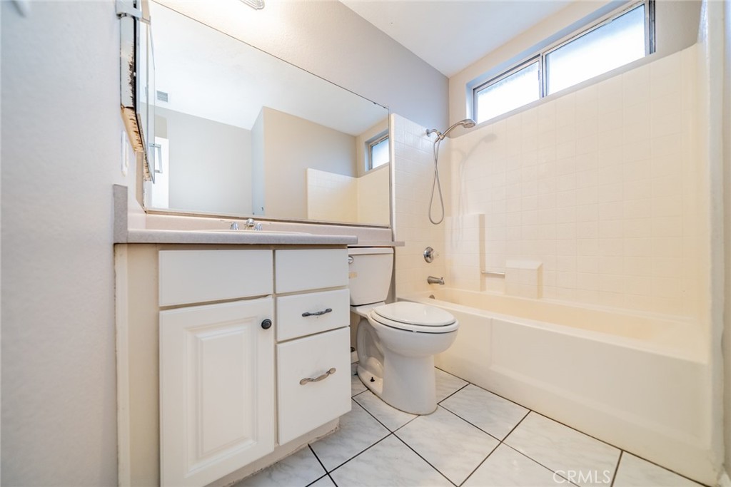 14079 El Camino Place