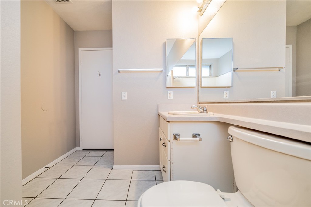 14079 El Camino Place