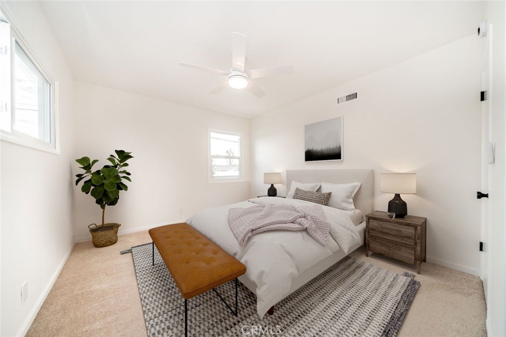 1353 W Harvard Place