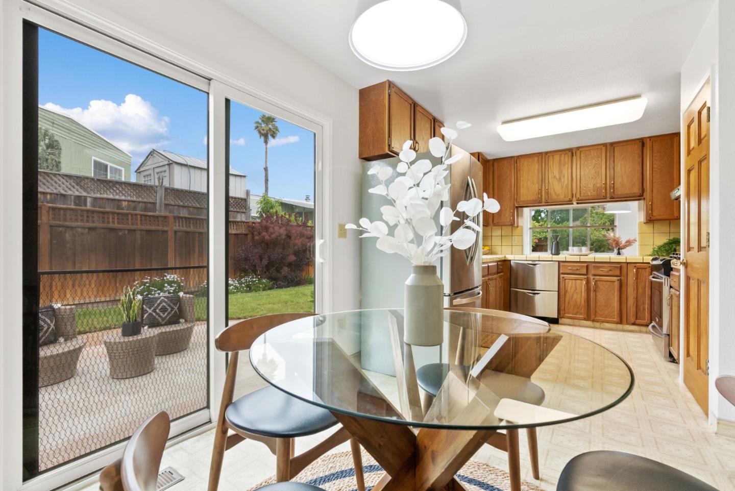 4009 Chris CT