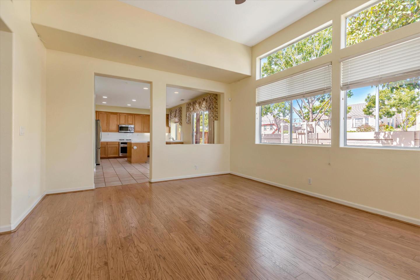 305 Rhine CT