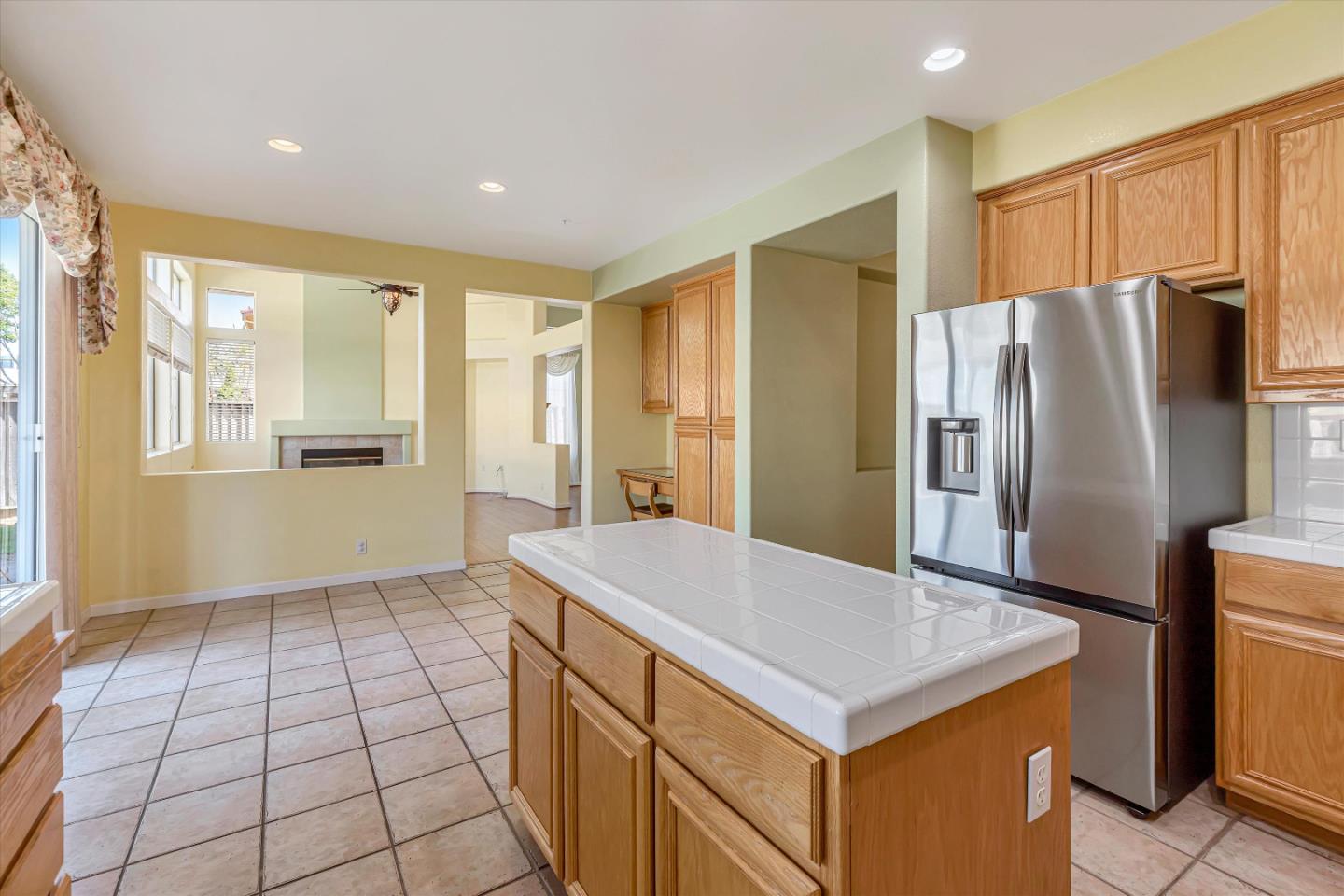 305 Rhine CT