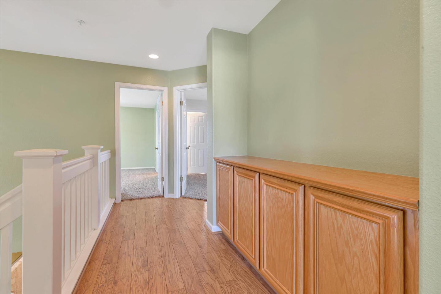 305 Rhine CT