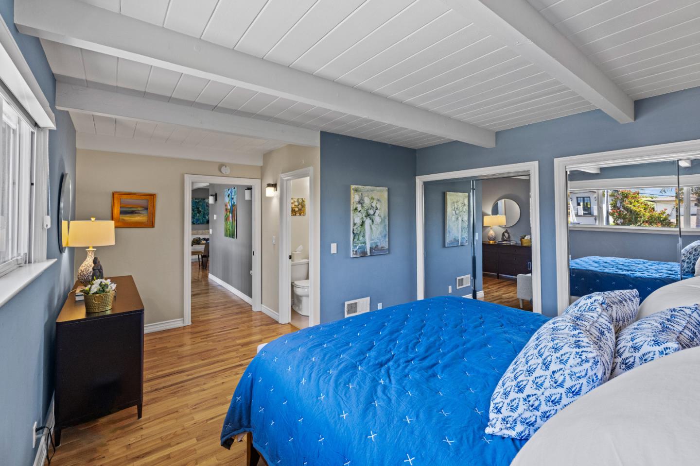 219 Martin DR
