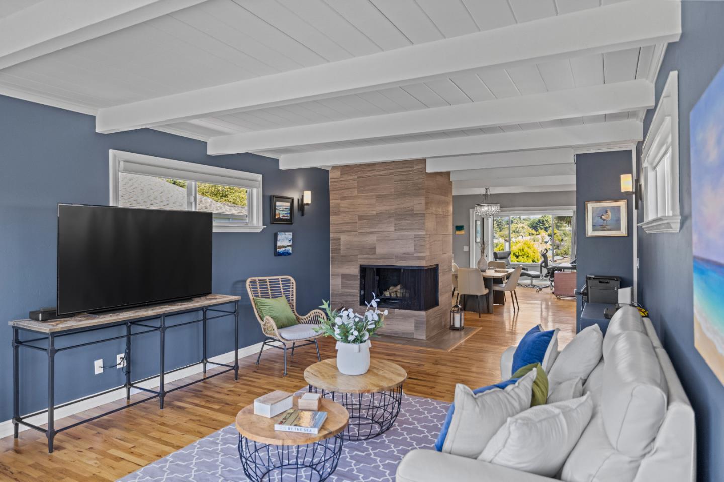 219 Martin DR