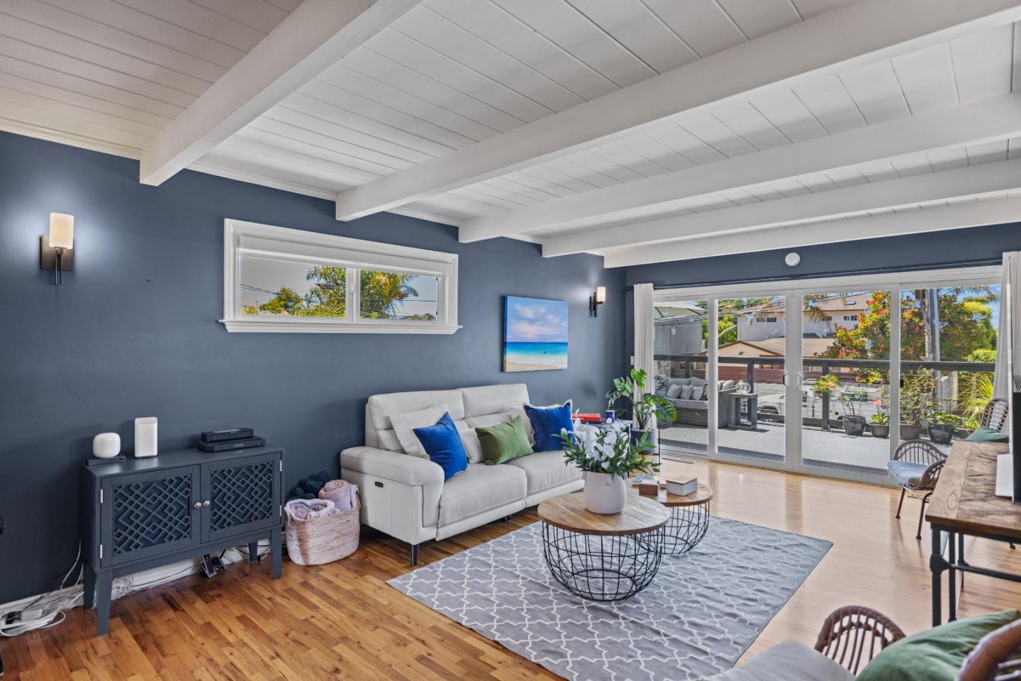 219 Martin DR