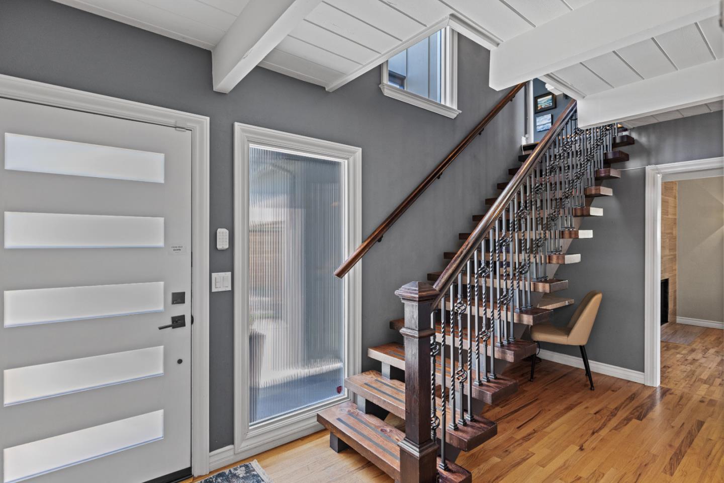 219 Martin DR