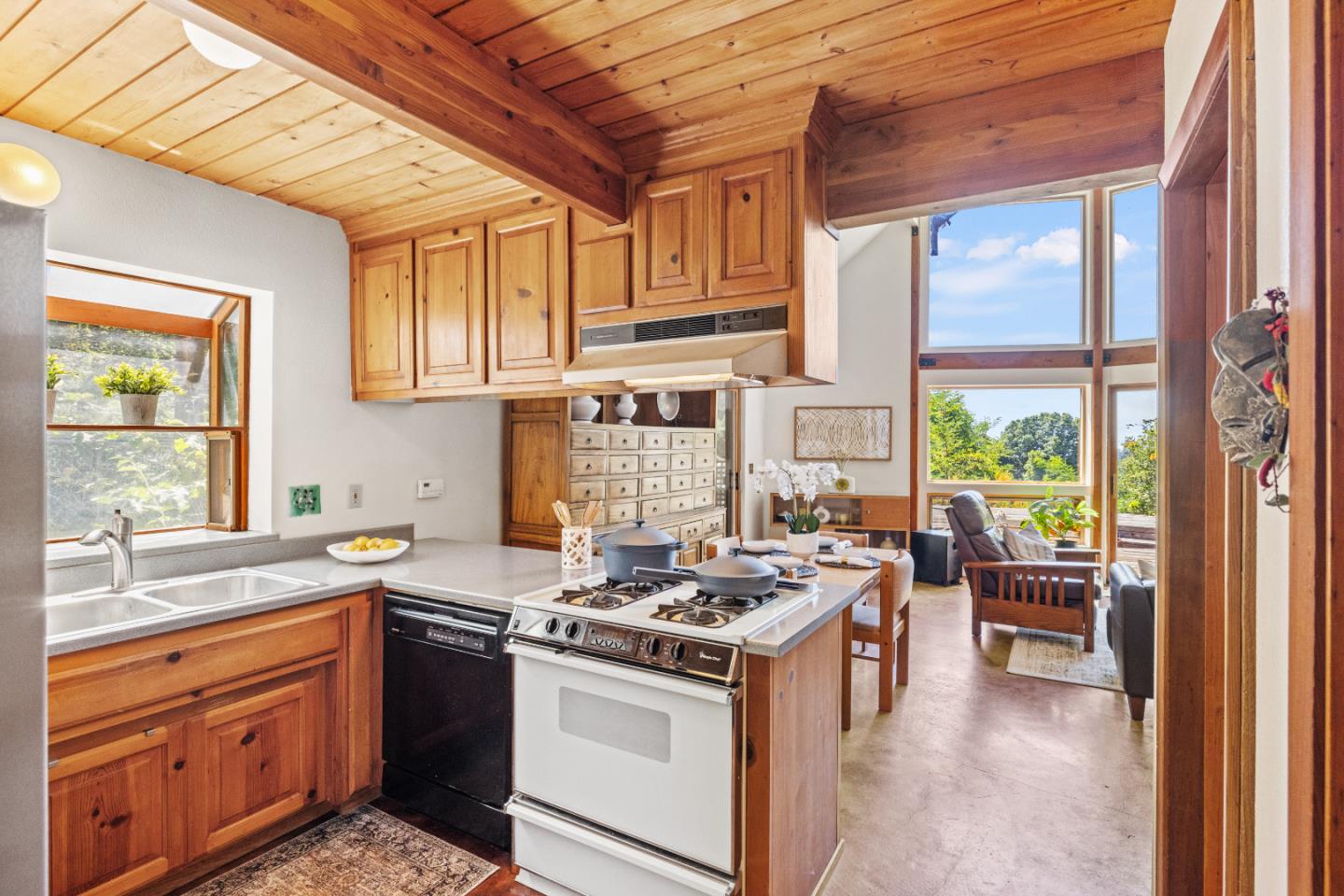 994 Laurel Grove DR