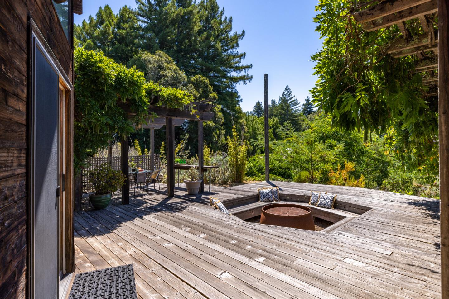 994 Laurel Grove DR