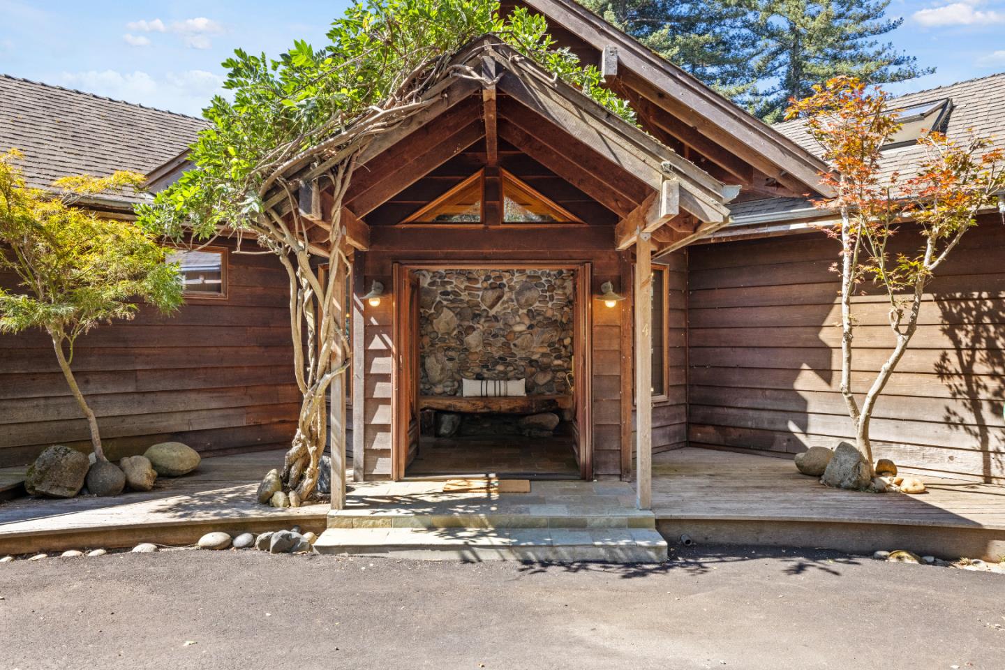 994 Laurel Grove DR