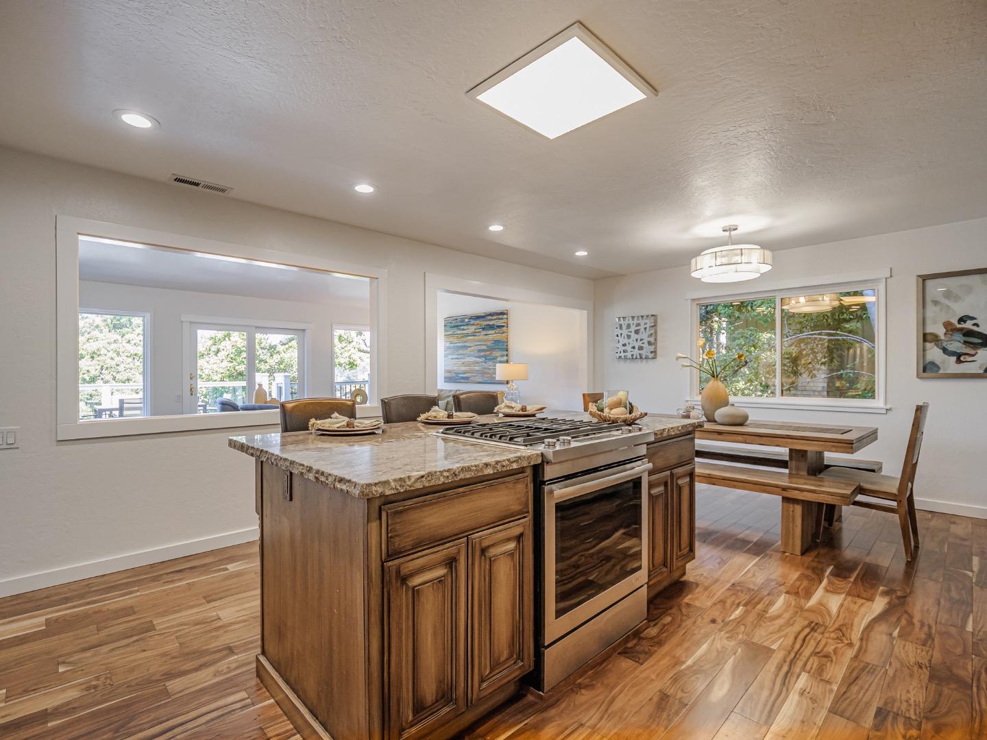 609 Encino Drive