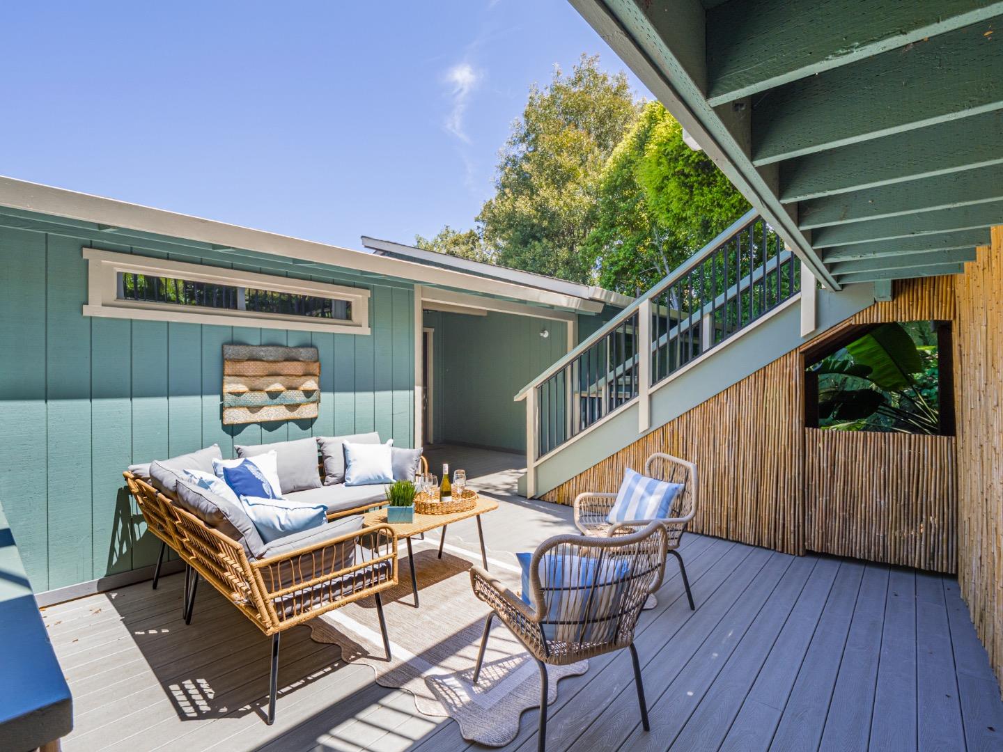 609 Encino Drive