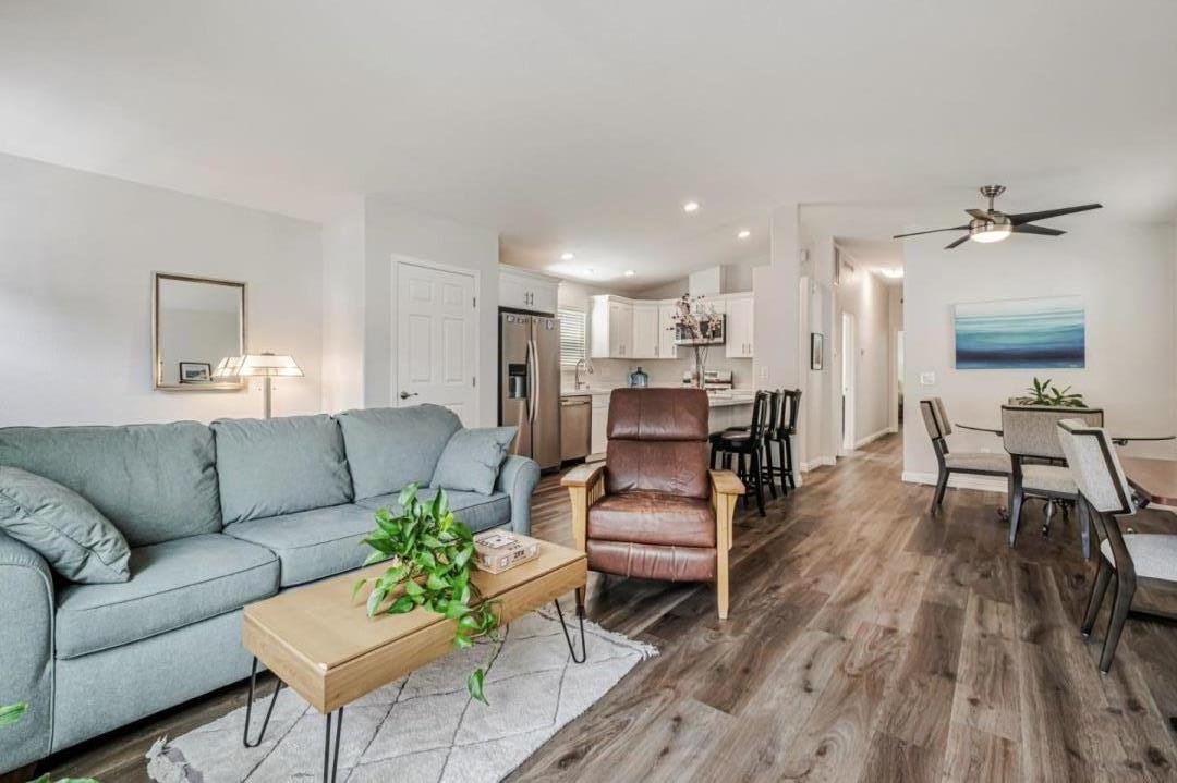 100 North Rodeo Gulch Road Unit: 154