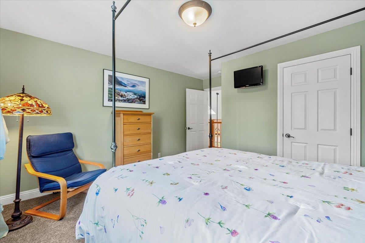 2220 Hewitt RD