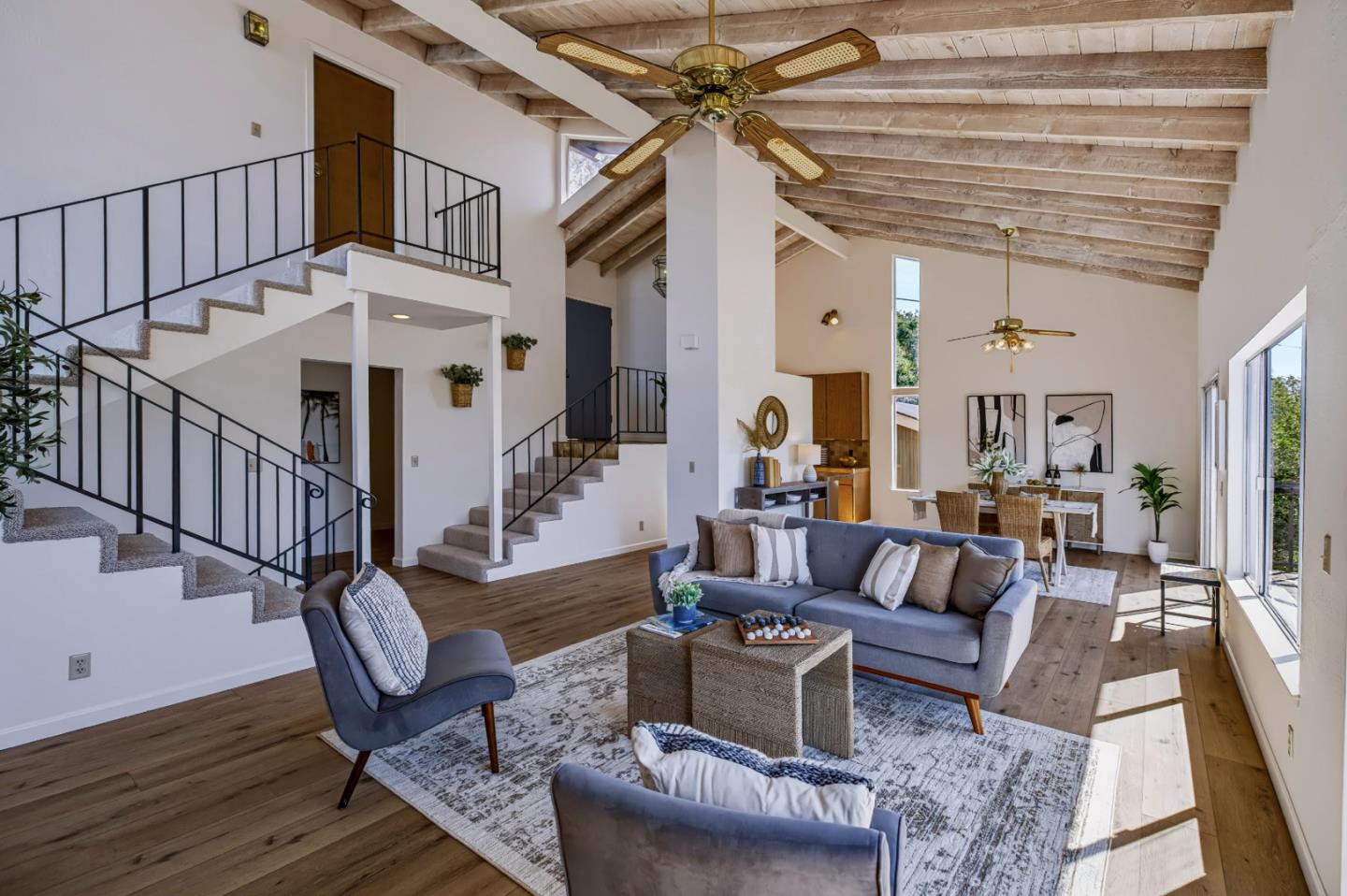 546 Monterey DR