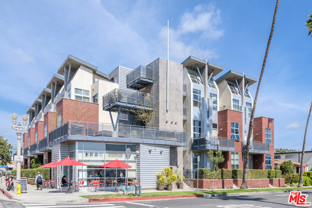 1912 Broadway #304
