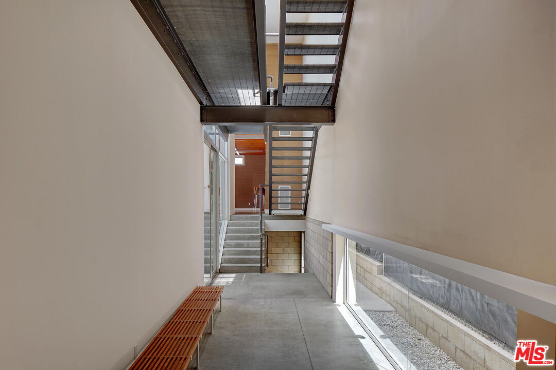 35 Sunset Ave