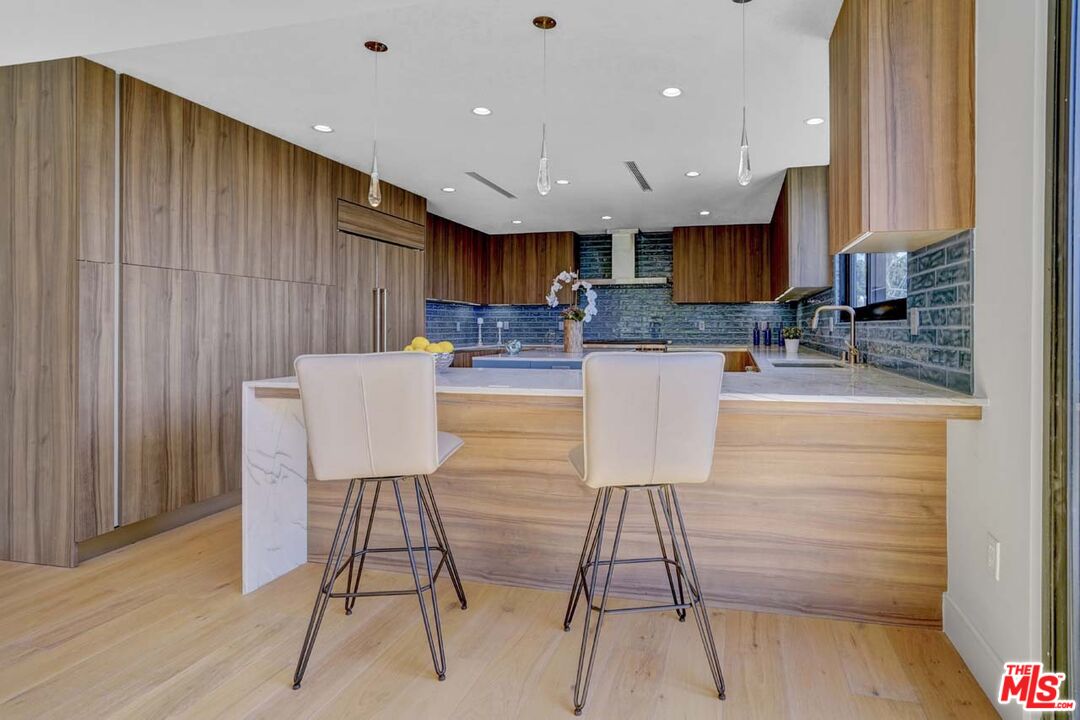 803 Teakwood Rd