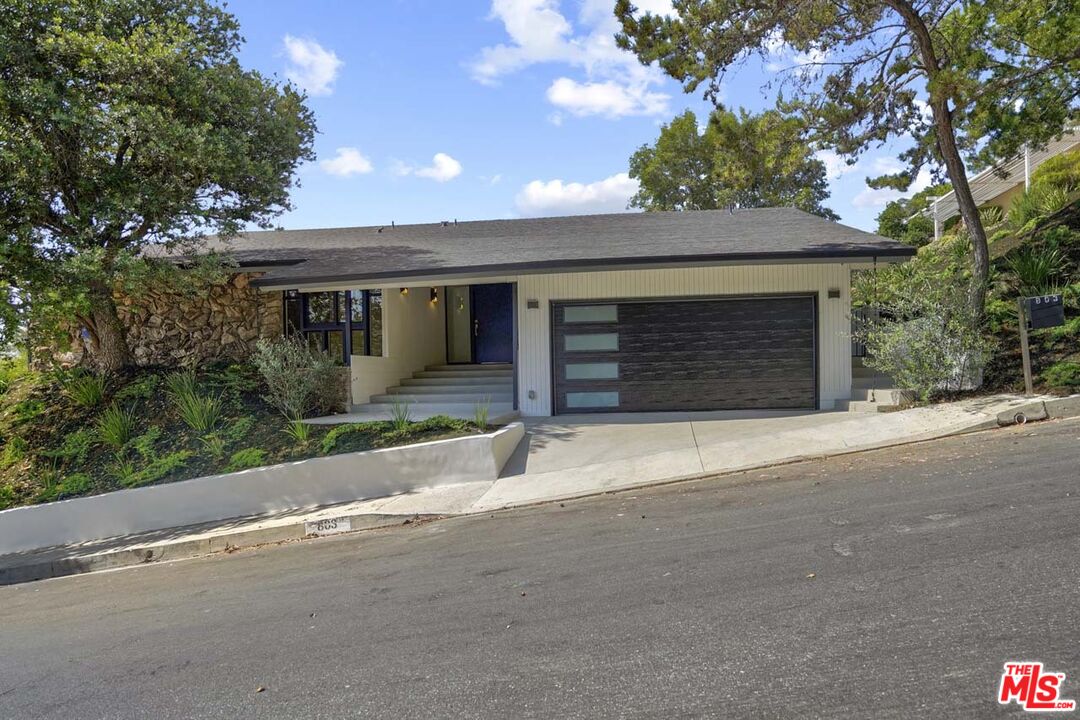 803 Teakwood Rd
