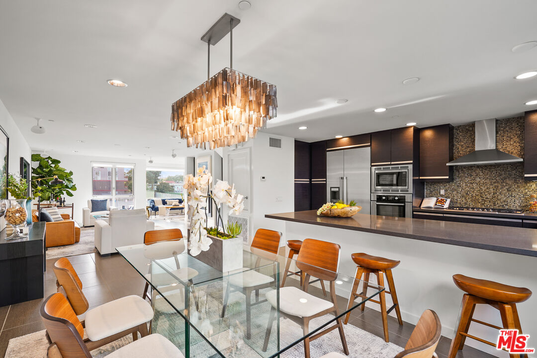310 Washington Blvd Unit: 502
