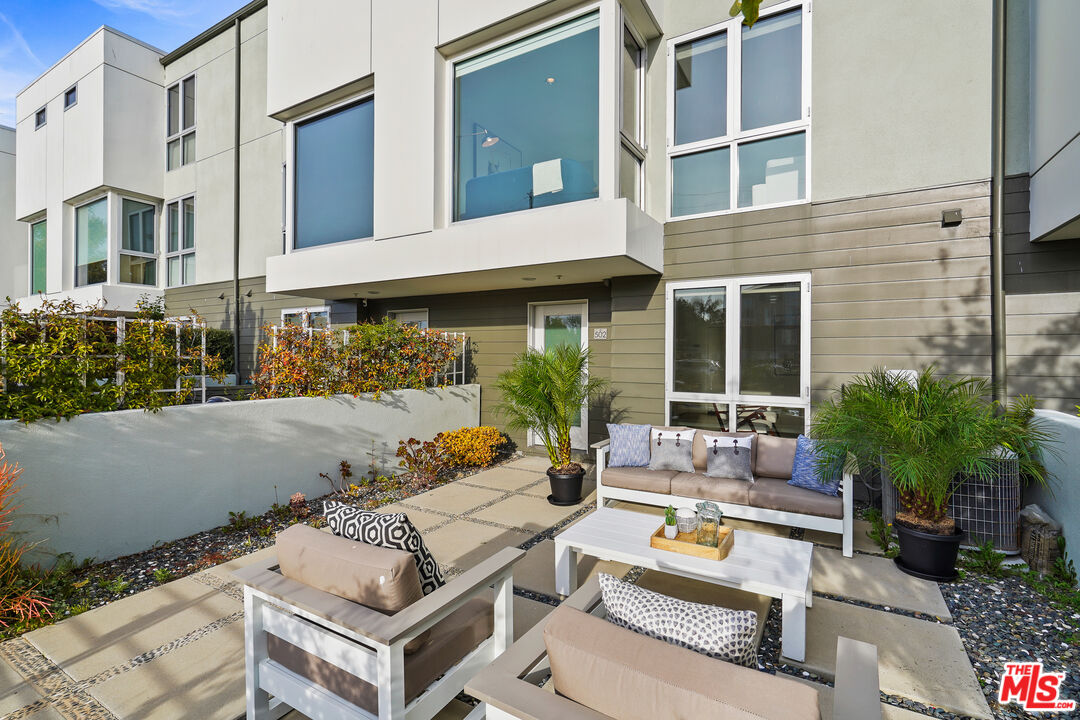 310 Washington Blvd Unit: 502