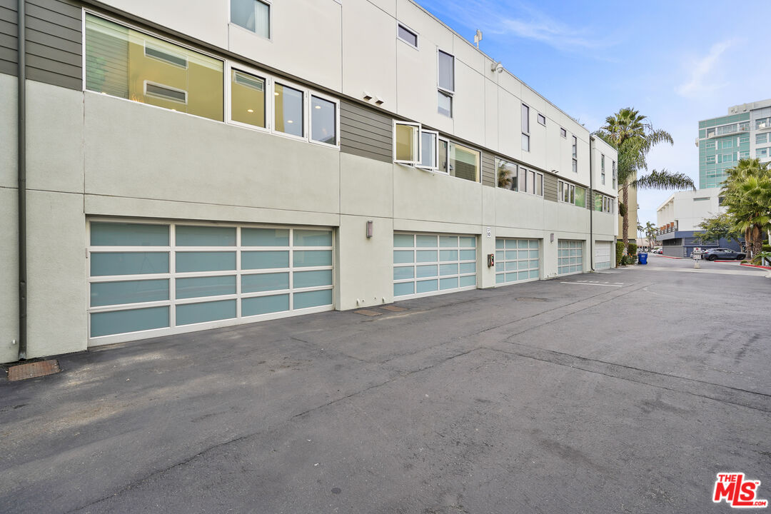 310 Washington Blvd Unit: 502