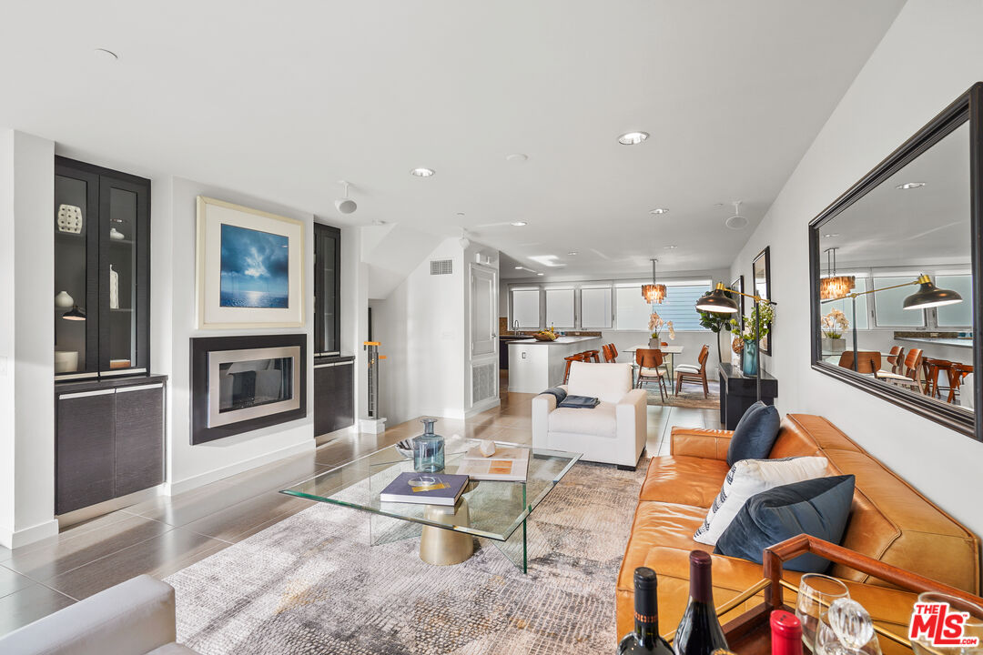 310 Washington Blvd Unit: 502