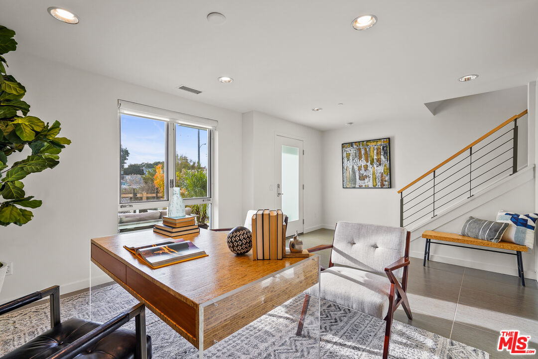 310 Washington Blvd Unit: 502
