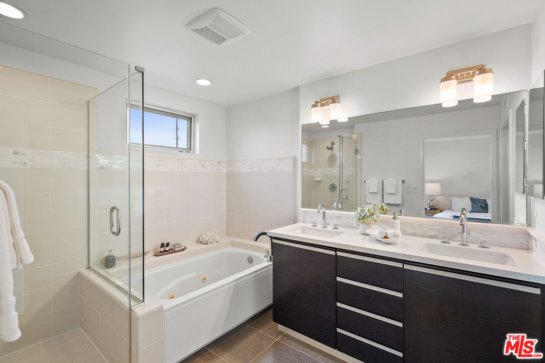 310 Washington Blvd Unit: 502