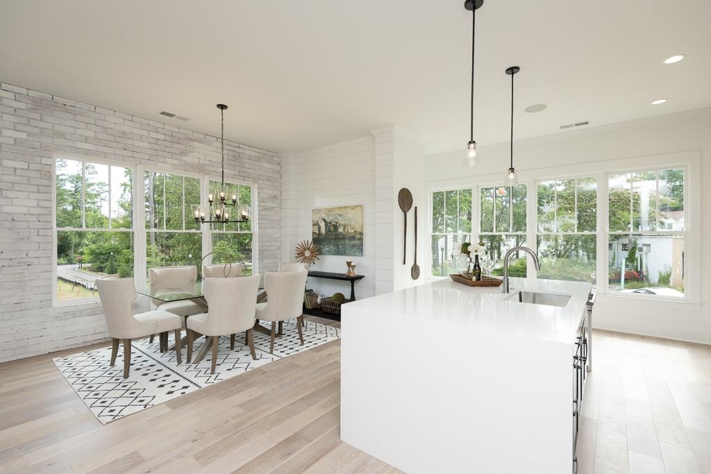 130 Villa Magnolia Lane
